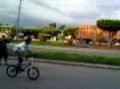 BMX tiquisate.. saltando cuatrimoto.! 3